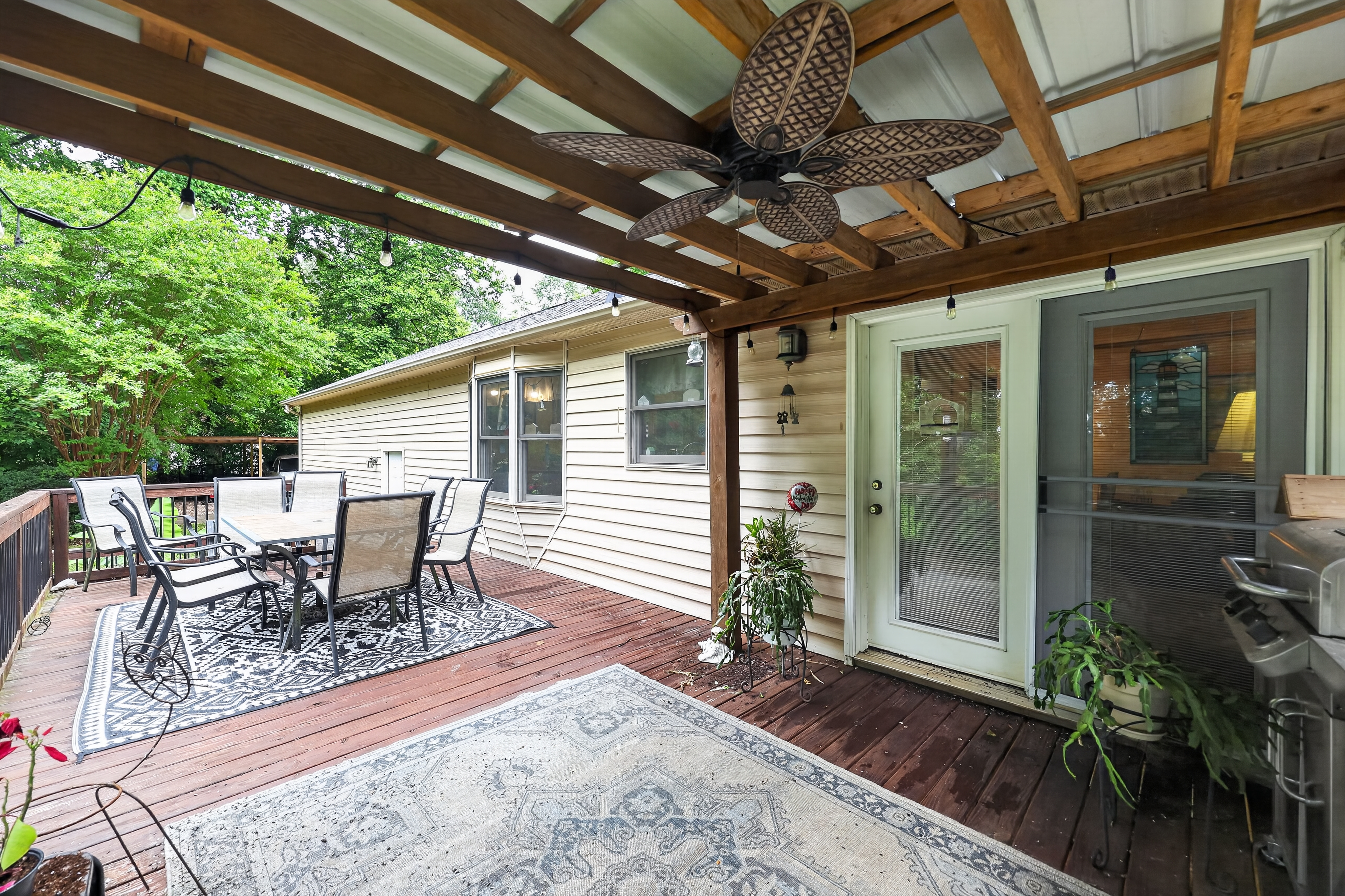 Covered deck with pergola